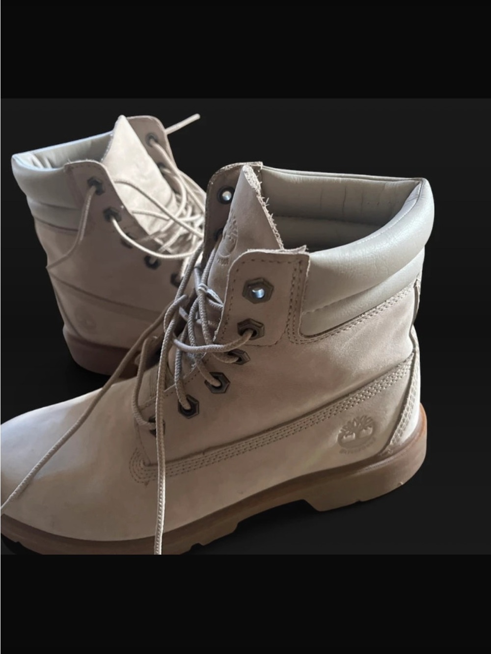 Timberland Women's Light Beige Lace-Up Leather Boots